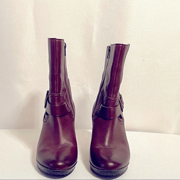 Clarks Indigo Burgundy Pebbled Leather Boot. Size 11M - Picture 3 of 9